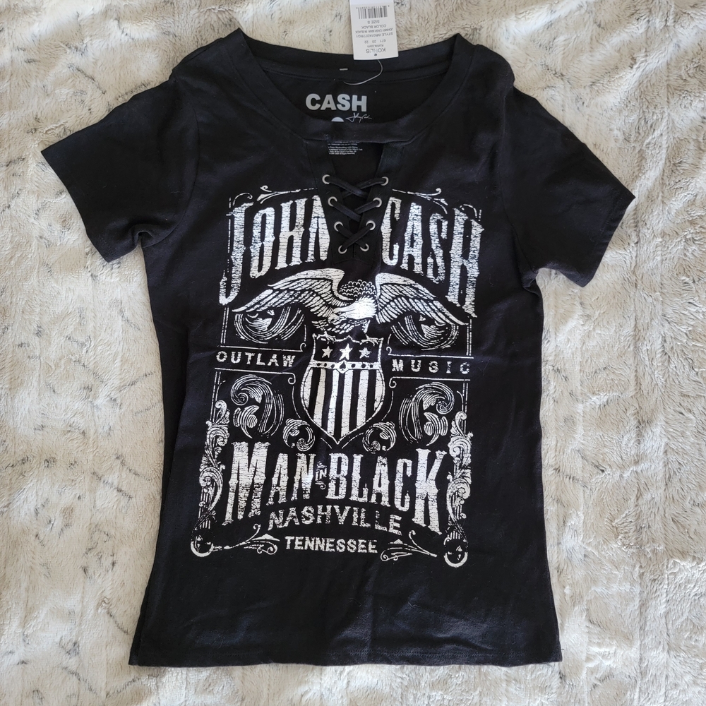 Johnny Cash Man In Black Lace-Up Graphic Tee Size Medium